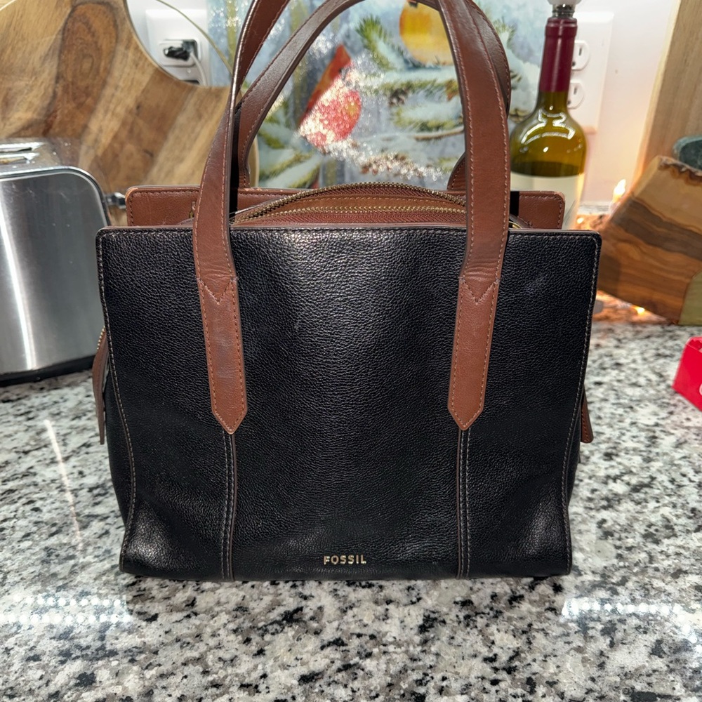 Fossil Black and Brown Leather Handbag